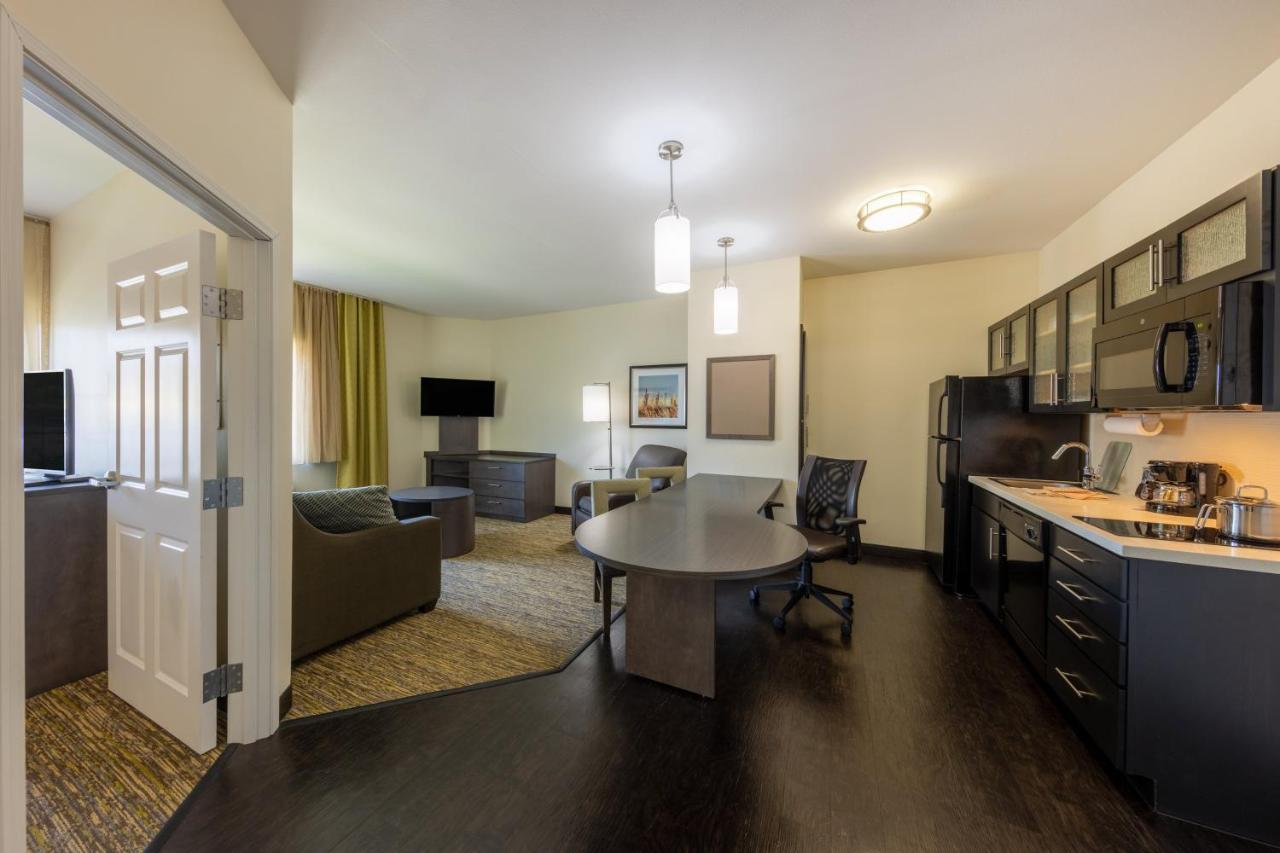 Candlewood Suites Springfield South By Ihg Exterior photo