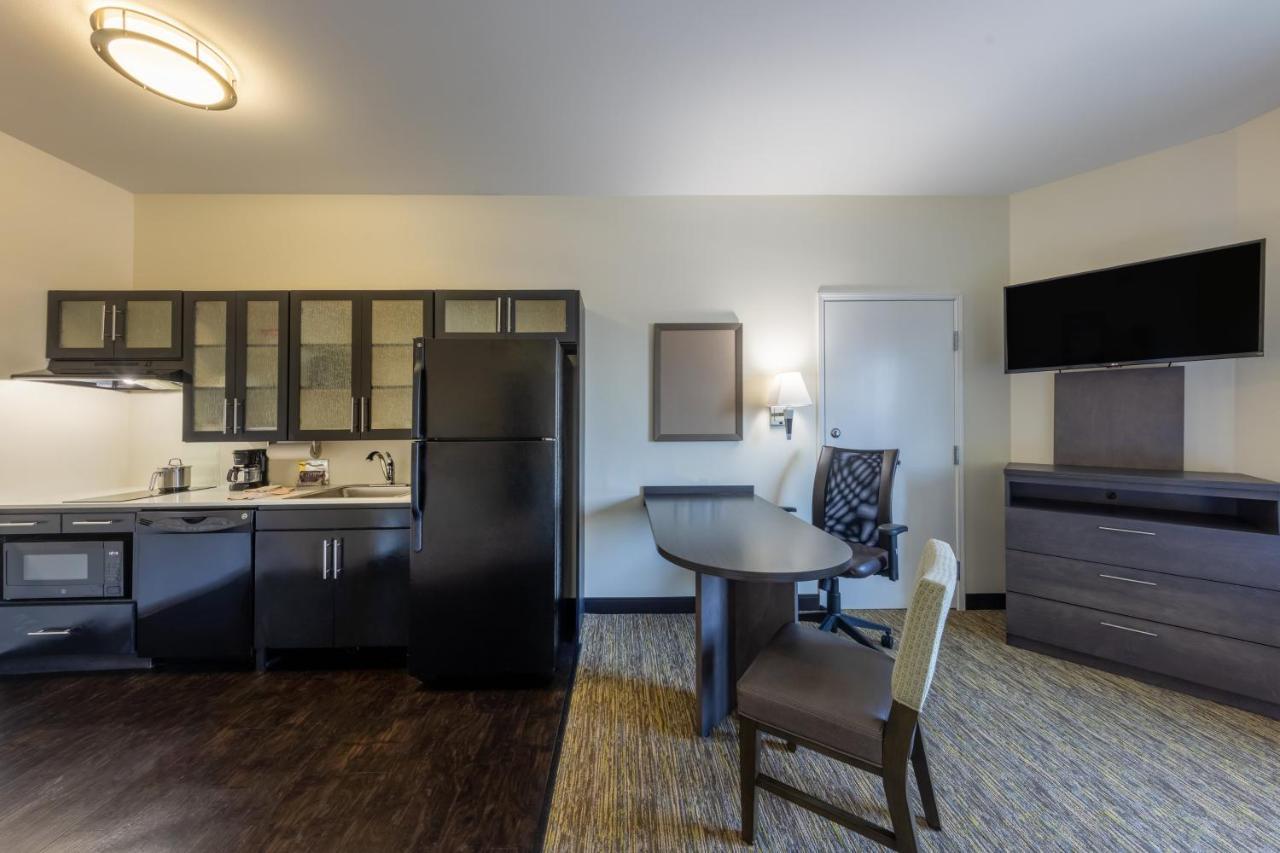 Candlewood Suites Springfield South By Ihg Exterior photo
