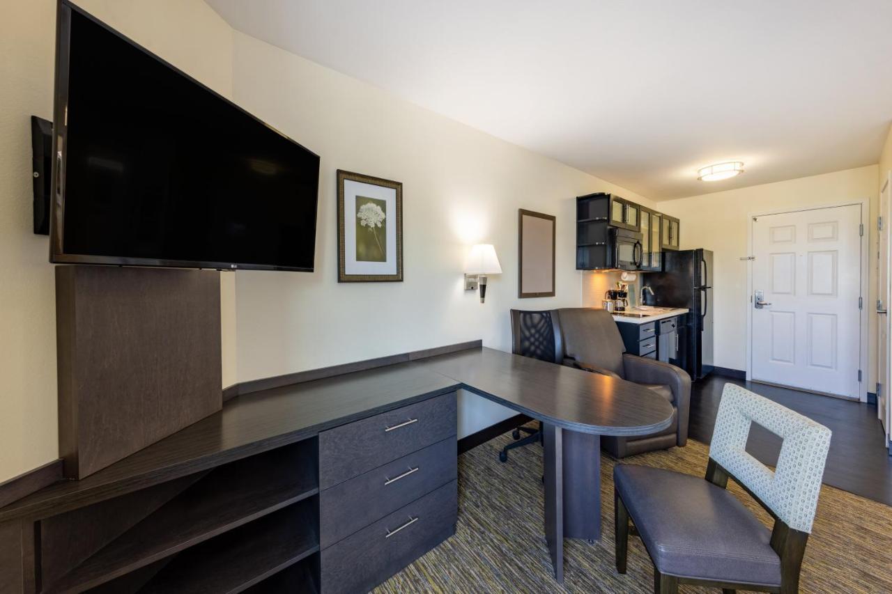 Candlewood Suites Springfield South By Ihg Exterior photo