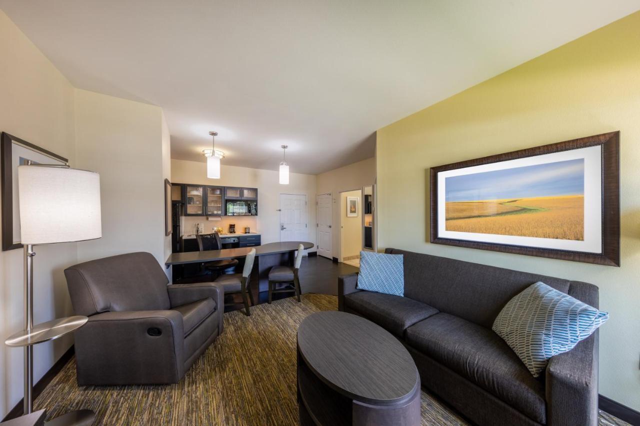 Candlewood Suites Springfield South By Ihg Exterior photo