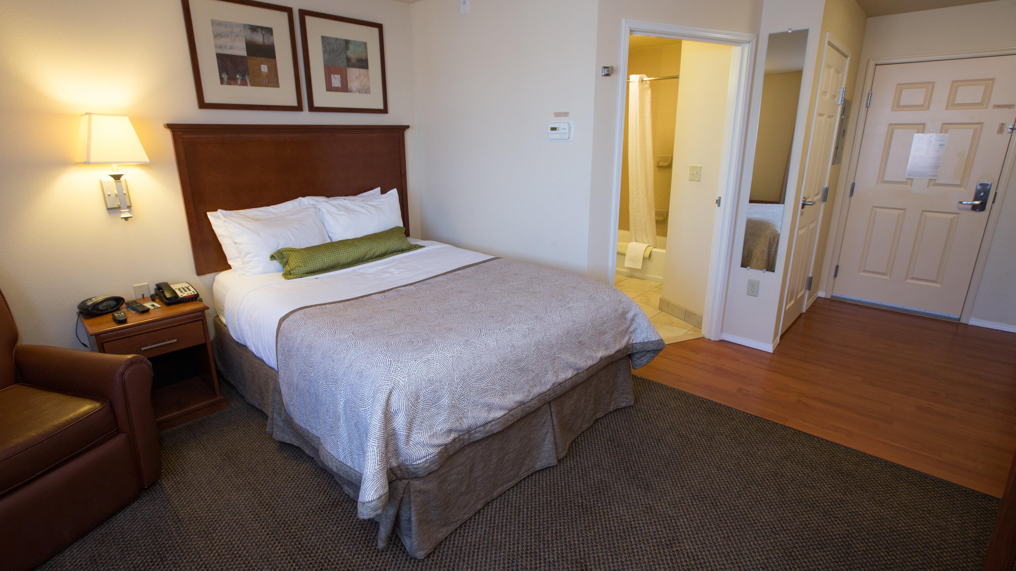 Candlewood Suites Springfield South By Ihg Exterior photo