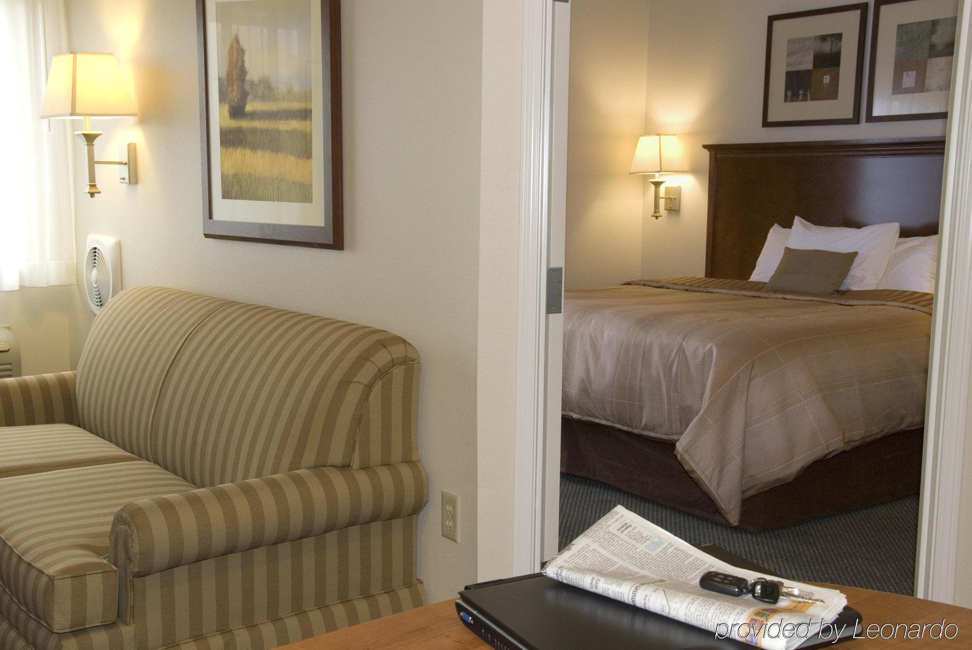 Candlewood Suites Springfield South By Ihg Exterior photo